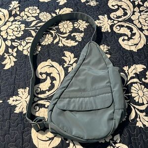 EUC Ameribag healthy back bag